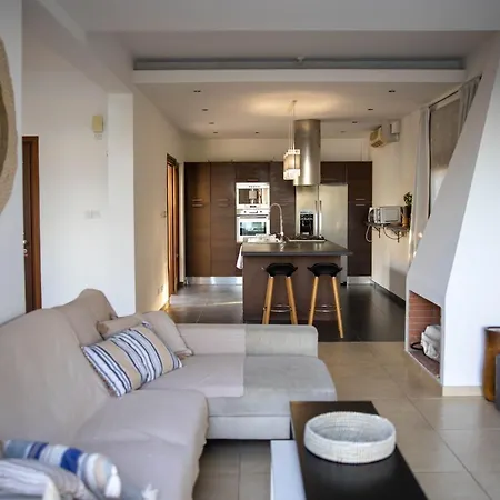 Balinese Айя-Напа