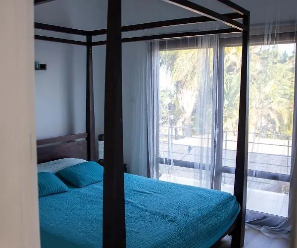 Balinese ヴィラ アヤナパ